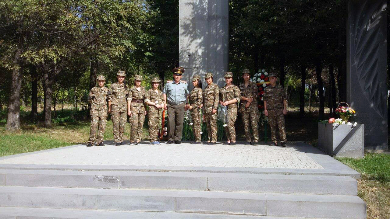 Այցելություն Եռաբլուր